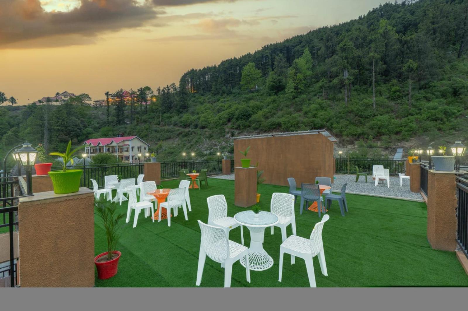 The Nature Dreams I Vacations I Conference I Mice I Family Events I Open Air Terrace I Sky Bonfire I Kufri By Exotic Stays Shimla Exterior foto